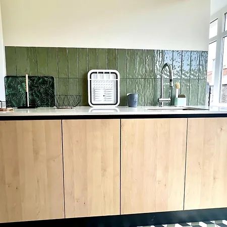 Charming And Peaceful Apartment, Center