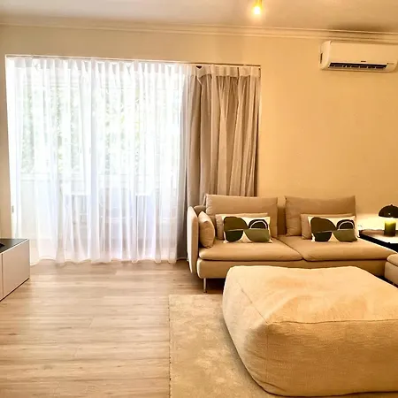 Charming And Peaceful Apartment, Center