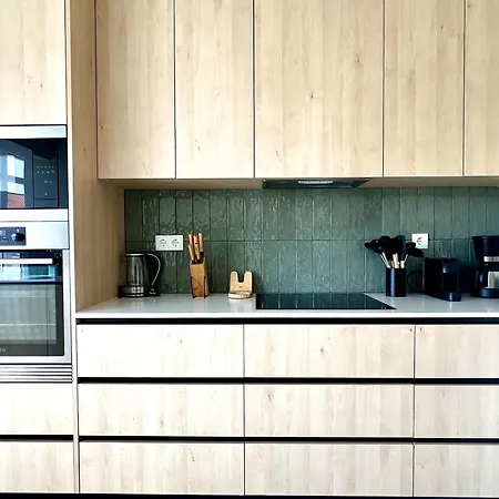 Charming And Peaceful Apartment, Center كاسكايس