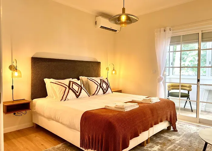 Апартаменты Flh Cascais Charming And Peaceful Apartment Кашкайш