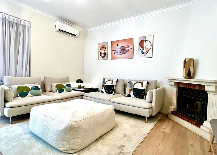 Апартаменты Flh Cascais Charming And Peaceful Apartment *